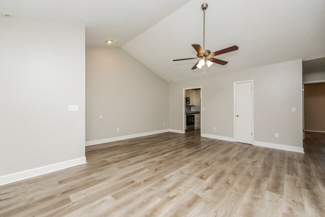 Photo - 3308 Laurel Dale Dr