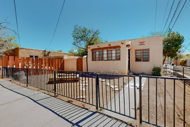 Photo - 212 Mesa St SE Unit 212 Mesa SE