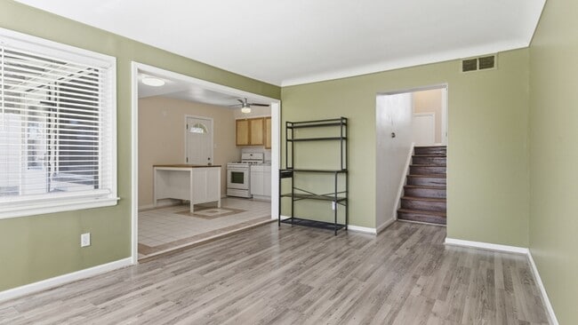 Photo - 2116 Michigan Blvd