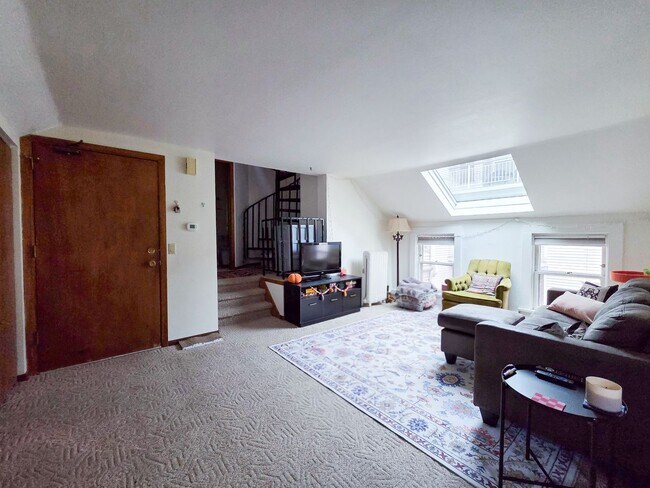 Photo - 438 W Wilson St Unidad #3