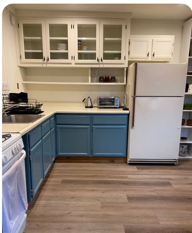 Photo - 472 Freear Dr