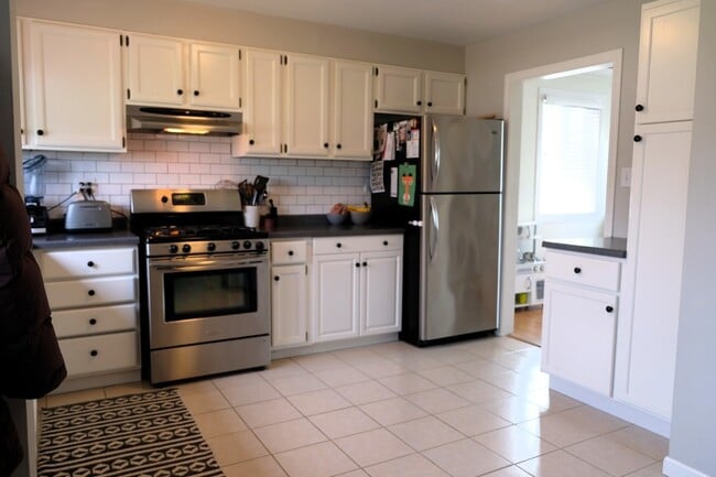 Photo - 891 E Grant Dr