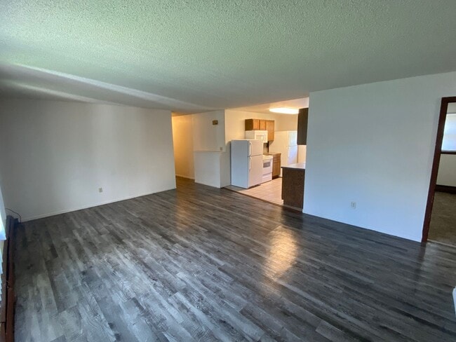 Photo - 2016 Dyke Ave Apartment Unit DYKE1