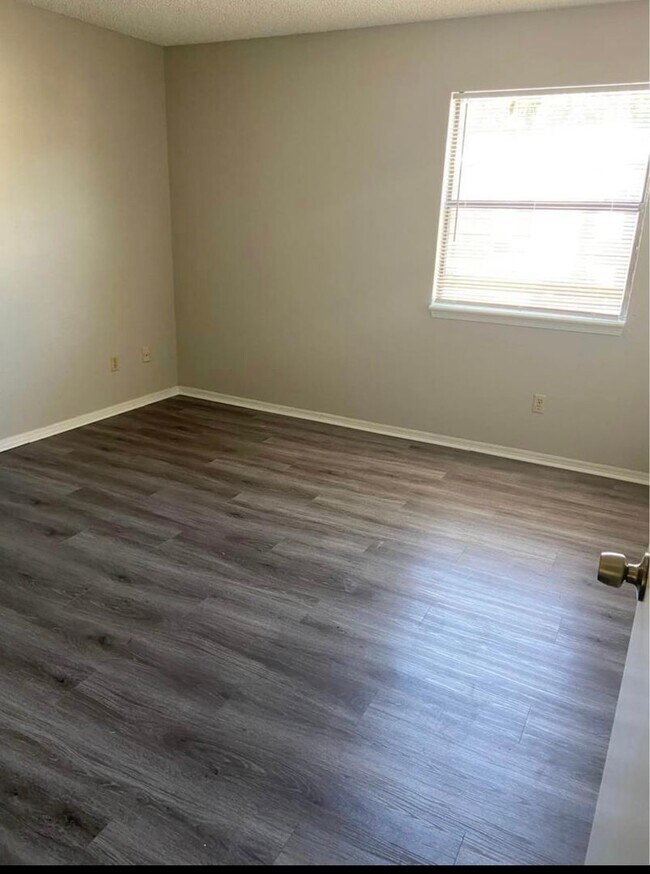 Photo - Village Meadows Apartments