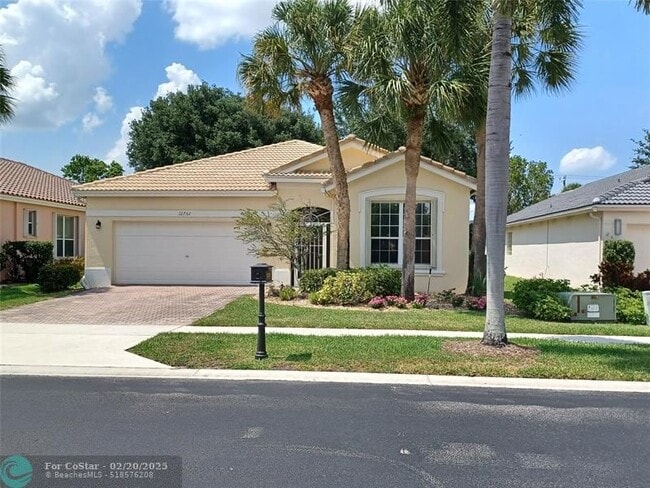Photo - 12752 Coral Lakes Dr