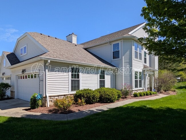 Building Photo - Avon Lake 3-Bedroom Condo with Pool, Tennis Courts & Lawn Care Included