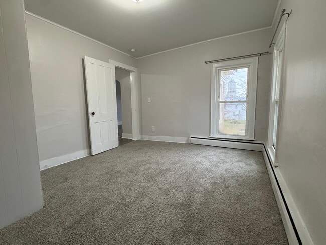 Photo - 8 Foote St Unit Upper