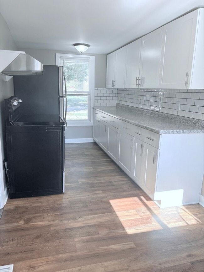 Photo - Charming 3BR 1BA Home w/ Sunroom • Stainless Kitchen • Yard w/ Fire Pit in Delaware