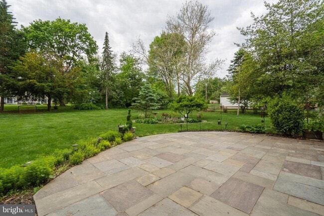 Photo - 120 Walker Rd