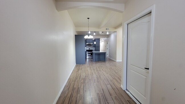 Photo - 125 Loma Vista Dr Unit A