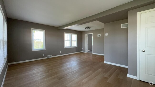 Building Photo - 5117 W Fairmount Ave Rental
