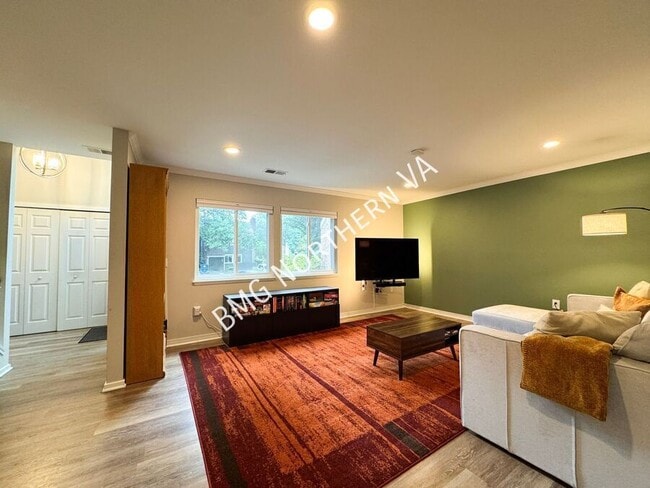 Photo - 1476 Greenmont Ct