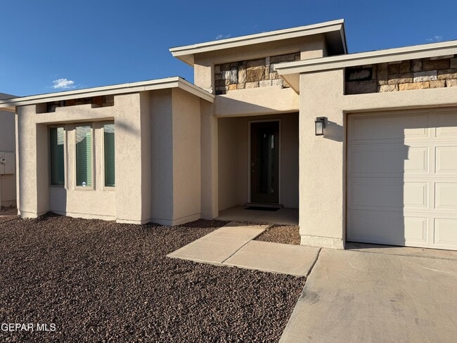 Photo - 14509 Johnny Mata Dr