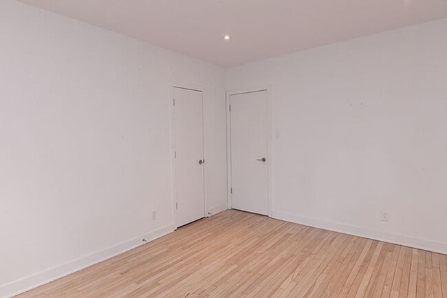 Photo - 2105 Rue Chomedey Unité 5