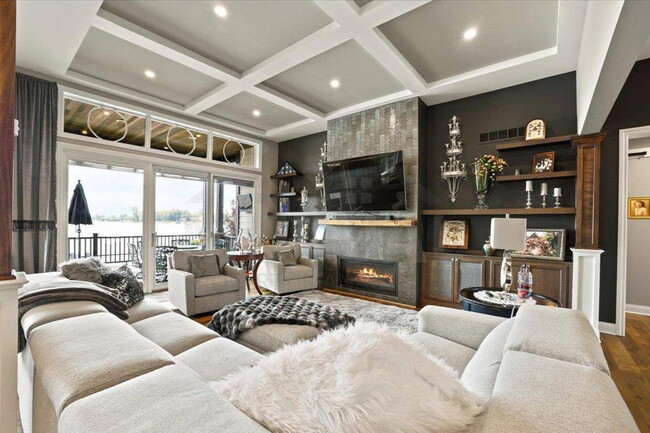 Photo - 8184 Woodland Shore Dr