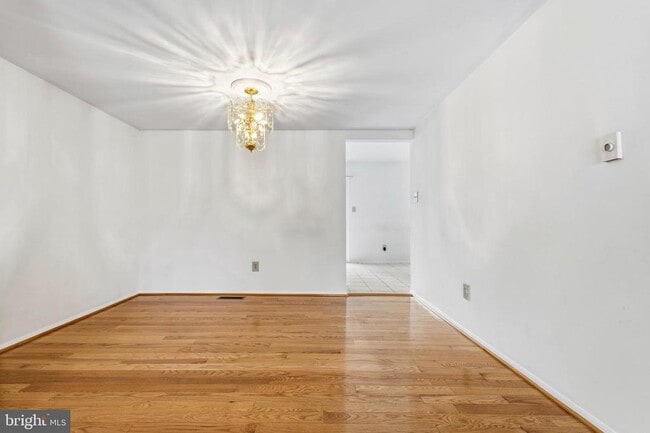 Photo - 18617 Chickadee Ln