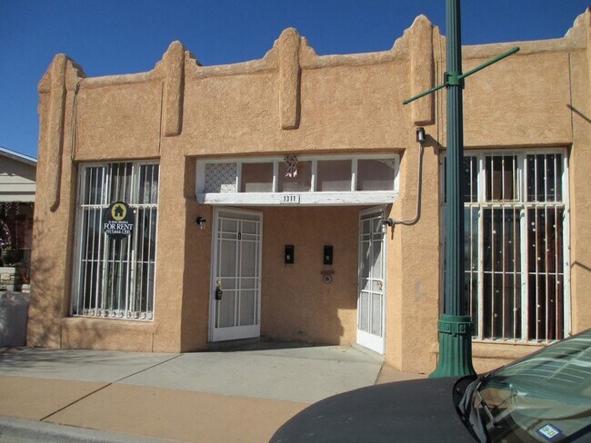 Photo - 1311 E San Antonio Ave Unit 1