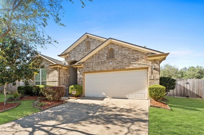Building Photo - 7303 Enchanted Rock Ln Rental