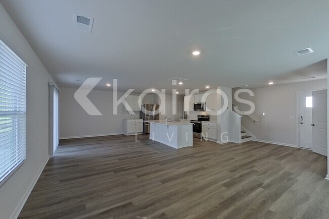 Photo - 126 Inez Ave