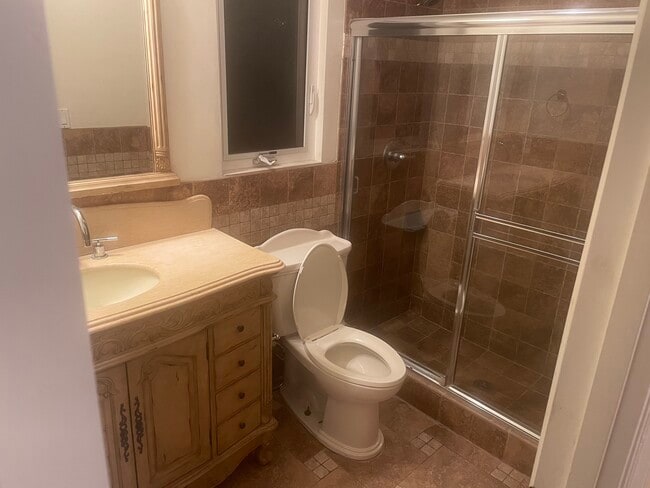 Photo - 4400 Brookford Ave