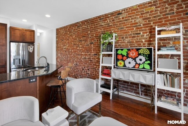 Photo - 3326 Quivas St