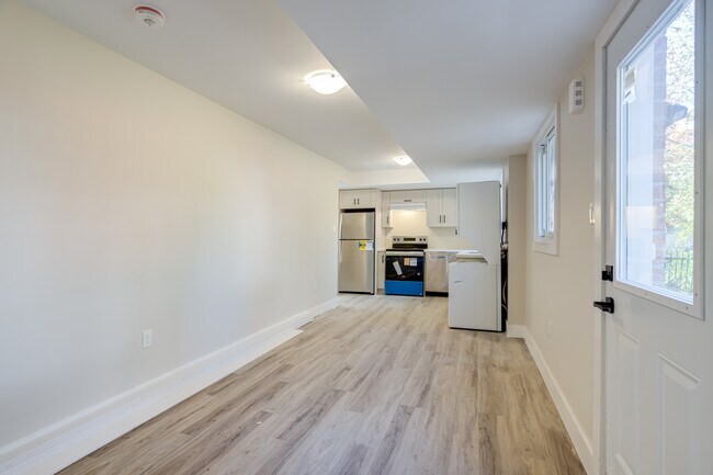 Photo - 64 Collete Crescent Unit 4 Back