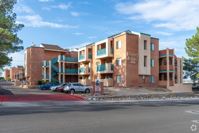 Regency Pointe Apartments - Regency Pointe Apartments
