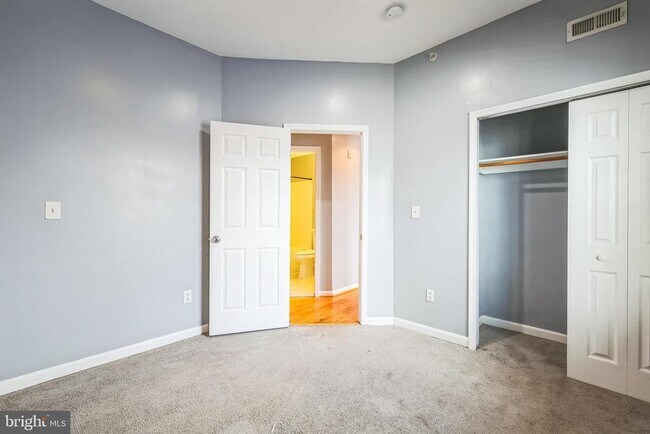 Photo - 610 Irving St NW Unit 105