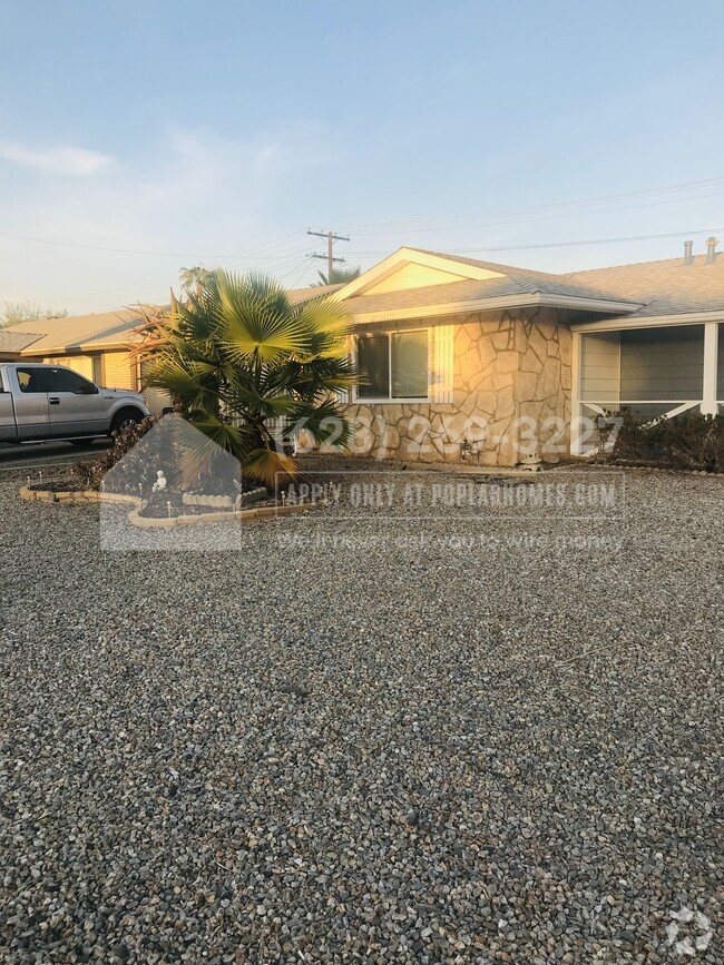 Building Photo - 28838 Murrieta Rd Rental