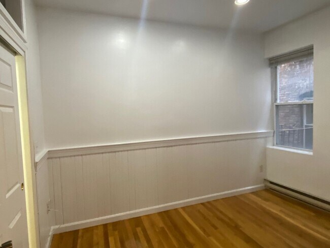 Photo - Large updated, sunny 3 bed in the heart of...