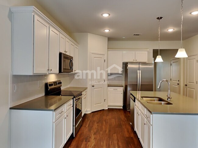 Photo - 3620 Isabella Ct