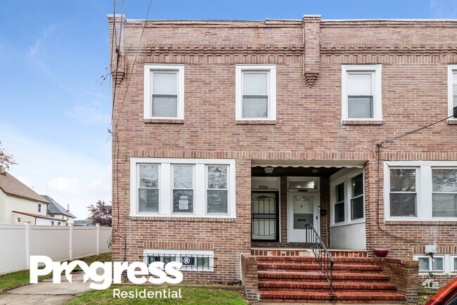 Photo - 3715 Camden Ave Townhome