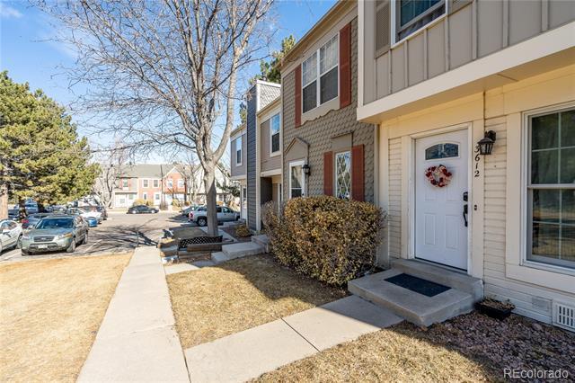 Photo - 3612 Queen Anne Way