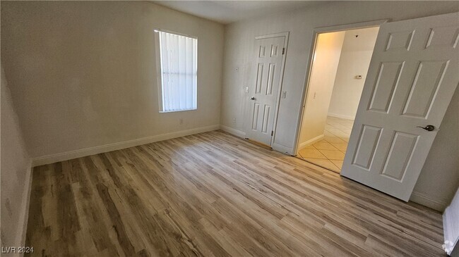 Building Photo - 4200 S Valley View Blvd Unit 1019 Rental