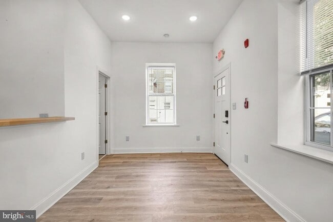 Photo - 2046 E Huntingdon St Unit 1F