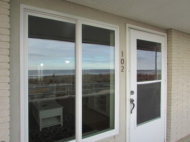 Photo - 5300 Boardwalk Unit 102