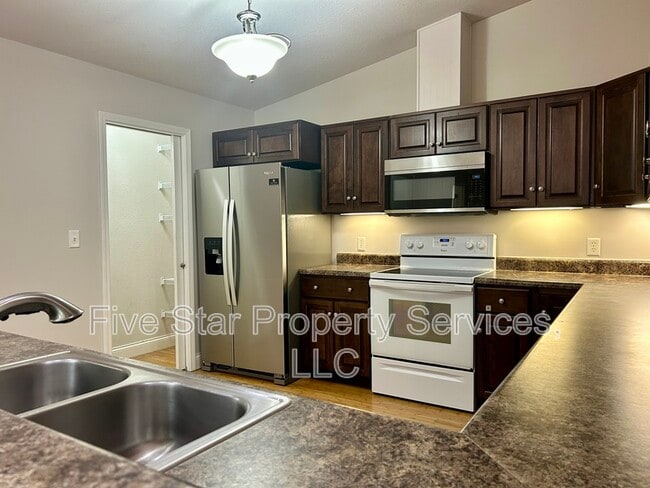 Photo - 1420 School House Ln