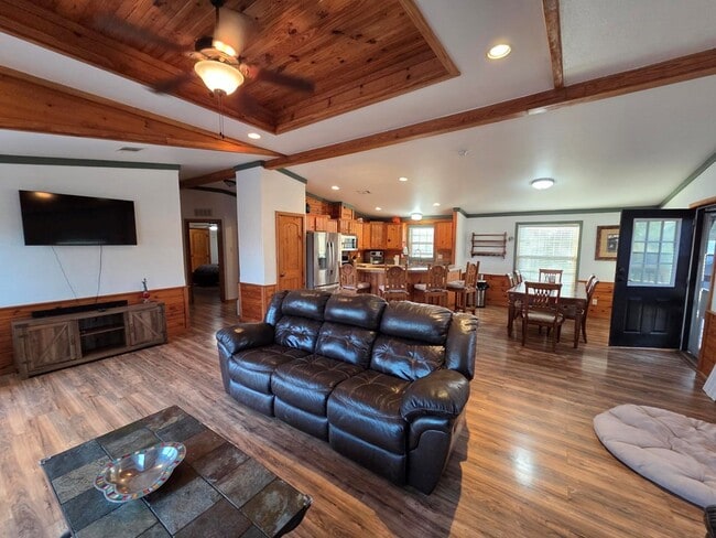 Photo - 708 Town Creek Rd