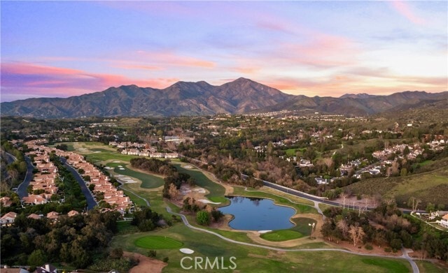 Building Photo - 35 Oak Knolls