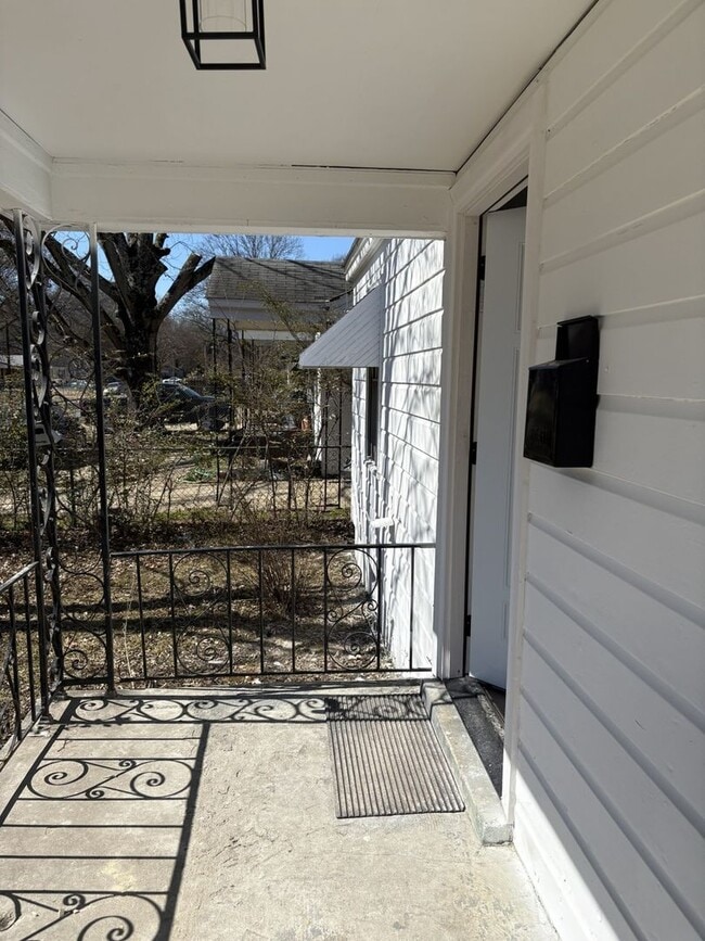 Photo - 3800 E Mallory Ave