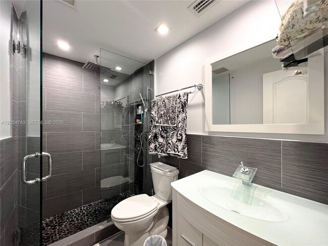 Photo - 1408 Brickell Bay Dr Unidad 212