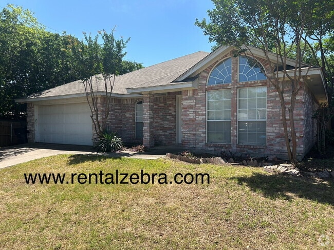 Building Photo - $2100 Lake Worth - GREAT FLOORPLAN Rental