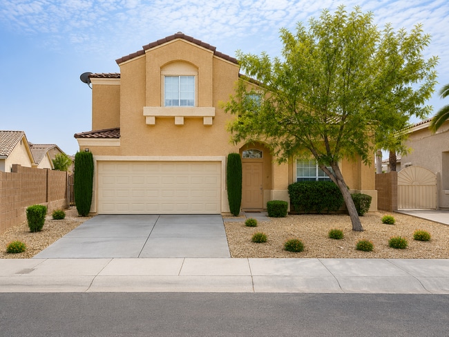 Building Photo - 8101 Kempston Ct