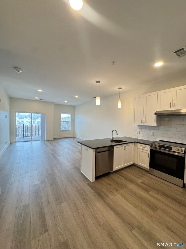 Photo - 414 Berlin Tpke Unit 1108