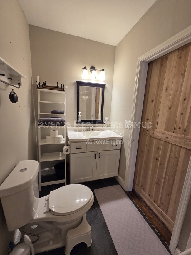 Photo - 7534 Milan Ave