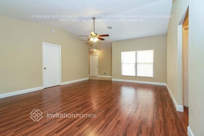 Photo - 5646 Lincoln Cir E