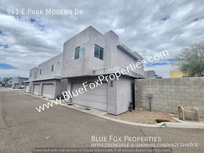 Photo - 941 E Park Modern Dr