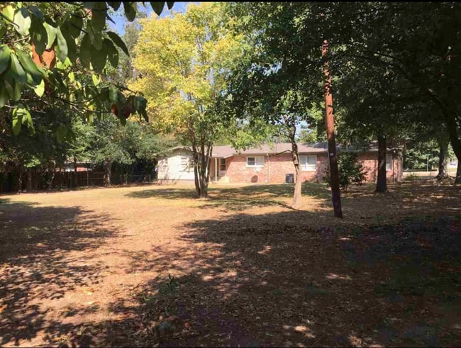 Photo - 212 Skyline Dr