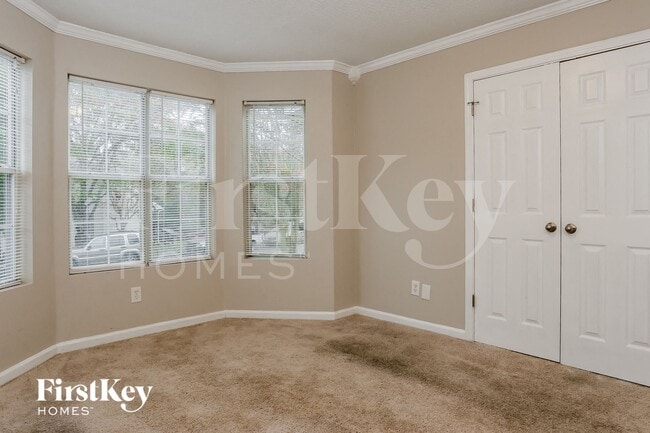 Photo - 604 Rays Ln SE
