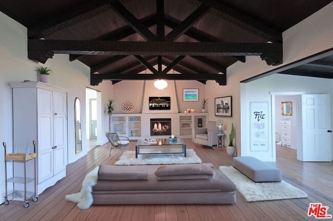 Photo - 11764 Laurelcrest Dr House